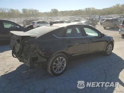 Trzecie zdjęcie samochodu z tyłu: 2019 FORD FUSION SE VIN:3FA6P0HD7KR161936 - miniatura