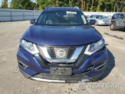 Piąte zdjęcie samochodu w środku: 2017 NISSAN ROGUE S VIN:JN8AT2MV0HW004138 - miniatura