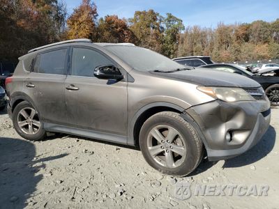 Czwarte zdjęcie samochodu z boku: 2015 TOYOTA RAV4 XLE VIN:JTMWFREV0FD073209 - miniatura