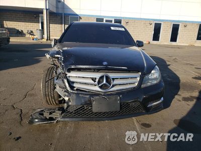 Piąte zdjęcie samochodu w środku: 2013 MERCEDES-BENZ C 300 4MATIC VIN:WDDGF8AB7DR274282 - miniatura