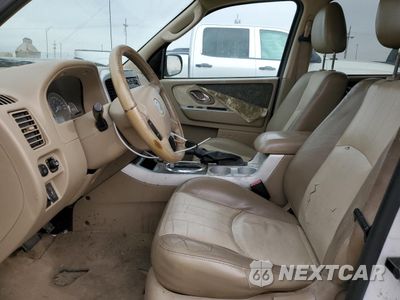 Zdjęcie 7 z 13 samochodu: 2006 MERCURY MARINER VIN:4M2CU57106DJ05517 - miniatura