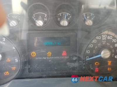 Zdjęcie 8 z 10 samochodu: 2013 FORD F750 SUPER DUTY VIN:3FRNF7FA7DV026396 - miniatura