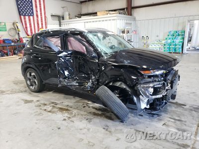 Czwarte zdjęcie samochodu z boku: 2024 HYUNDAI VENUE SEL VIN:KMHRC8A37RU337692 - miniatura