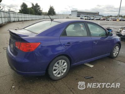 Trzecie zdjęcie samochodu z tyłu: 2012 KIA FORTE LX VIN:KNAFT4A22C5562740 - miniatura
