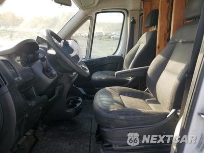 Zdjęcie 7 z 13 samochodu: 2015 RAM PROMASTER 1500 1500 STANDARD VIN:3C6TRVAG0FE518659 - miniatura