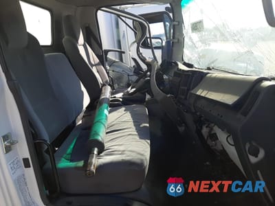 Zdjęcie 7 z 12 samochodu: 2023 ISUZU NRR VIN:JALE5W165P7306947 - miniatura