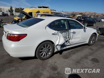 Trzecie zdjęcie samochodu z tyłu: 2011 LEXUS LS 460 VIN:JTHBL5EF3B5103900 - miniatura