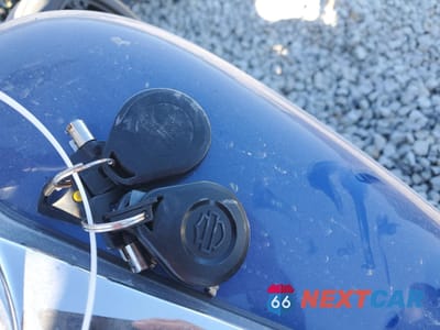 Zdjęcie 8 z 10 samochodu: 2010 HARLEY-DAVIDSON FLHTK VIN:1HD1KEM14AB621163 - miniatura