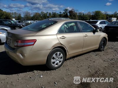 Trzecie zdjęcie samochodu z tyłu: 2010 TOYOTA CAMRY BASE VIN:4T1BF3EK0AU116937 - miniatura