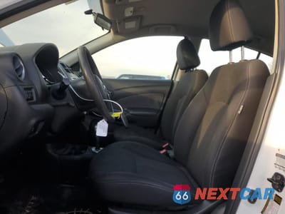 Zdjęcie 7 z 12 samochodu: 2014 NISSAN VERSA S VIN:3N1CN7AP4EL810960 - miniatura