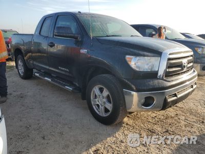 Czwarte zdjęcie samochodu z boku: 2010 TOYOTA TUNDRA DOUBLE CAB SR5 VIN:5TFUW5F17AX147650 - miniatura