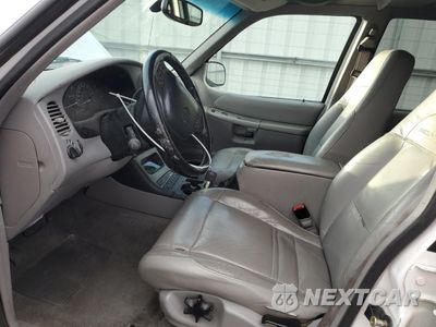Zdjęcie 7 z 14 samochodu: 2001 MERCURY MOUNTAINEER VIN:4M2ZU86P71UJ01507 - miniatura