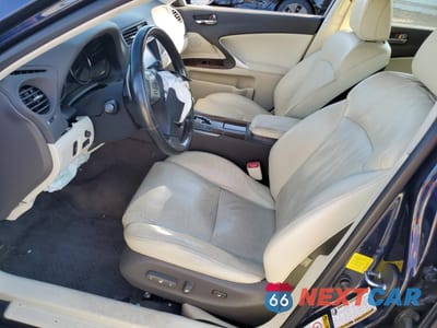 Zdjęcie 7 z 14 samochodu: 2012 LEXUS IS 250 VIN:JTHCF5C2XC5060346 - miniatura