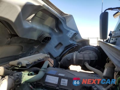 Zdjęcie 7 z 11 samochodu: 2021 VOLVO VN VNL VIN:4V4NC9EH1MN282811 - miniatura