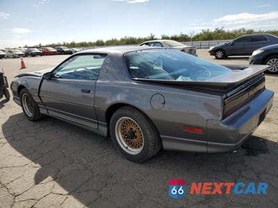 Drugie zdjęcie samochodu z przodu: 1989 PONTIAC FIREBIRD TRANS AM VIN:1G2FW218XKL231888 - miniatura