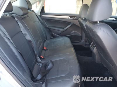 Zdjęcie 10 z 12 samochodu: 2015 VOLKSWAGEN PASSAT SE VIN:1VWBV7A34FC043482 - miniatura