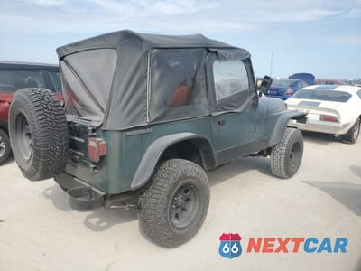 Trzecie zdjęcie samochodu z tyłu: 1988 JEEP WRANGLER SAHARA VIN:2BCCV81M6JB511213 - miniatura