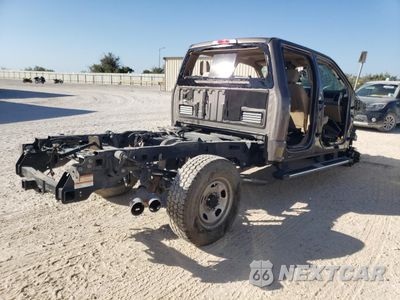Trzecie zdjęcie samochodu z tyłu: 2019 FORD F250 SUPER DUTY VIN:1FT7W2BT3KEF76753 - miniatura