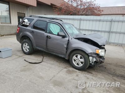 Czwarte zdjęcie samochodu z boku: 2011 FORD ESCAPE XLT VIN:1FMCU9DG6BKA52295 - miniatura