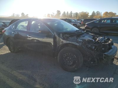 Czwarte zdjęcie samochodu z boku: 2018 NISSAN ALTIMA 2.5 VIN:1N4AL3APXJC242356 - miniatura