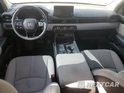 Zdjęcie 8 z 13 samochodu: 2023 HONDA PILOT LX VIN:5FNYG2H28PB003062 - miniatura