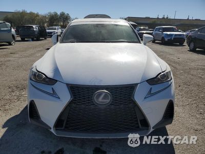 Piąte zdjęcie samochodu w środku: 2017 LEXUS IS 200T VIN:JTHBA1D28H5047054 - miniatura