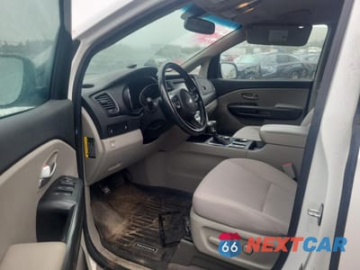 Zdjęcie 7 z 13 samochodu: 2020 KIA SEDONA LX VIN:KNDMB5C19L6660004 - miniatura