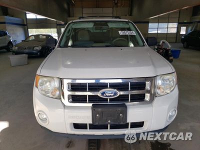 Piąte zdjęcie samochodu w środku: 2011 FORD ESCAPE XLT VIN:1FMCU0DG0BKB30209 - miniatura