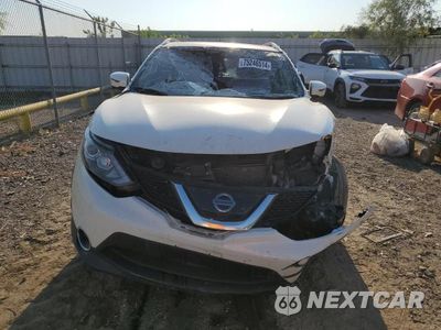 Piąte zdjęcie samochodu w środku: 2018 NISSAN ROGUE SPORT S VIN:JN1BJ1CP4JW102603 - miniatura