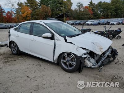Czwarte zdjęcie samochodu z boku: 2017 FORD FOCUS SE VIN:1FADP3FEXHL281032 - miniatura