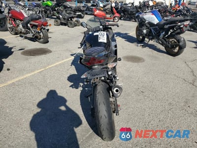 Czwarte zdjęcie samochodu z boku: 2018 KAWASAKI EX400 VIN:JKAEXKH19JDA14321 - miniatura