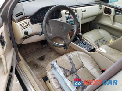 Zdjęcie 8 z 12 samochodu: 1997 MERCEDES-BENZ E 420 VIN:WDBJF72F0VA114285 - miniatura