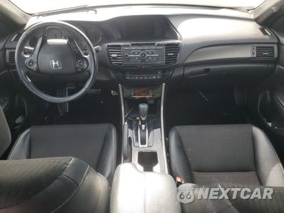 Zdjęcie 8 z 12 samochodu: 2016 HONDA ACCORD SPORT VIN:1HGCR2F55GA243987 - miniatura