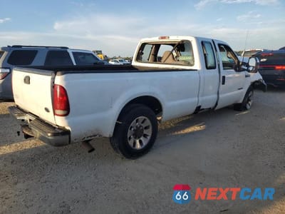 Trzecie zdjęcie samochodu z tyłu: 2000 FORD F250 SUPER DUTY SUPER DUTY VIN:1FTNX20F0YEC58549 - miniatura