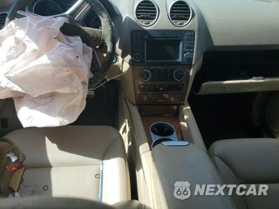 Zdjęcie 8 z 14 samochodu: 2009 MERCEDES-BENZ ML 350 VIN:4JGBB86E39A453424 - miniatura