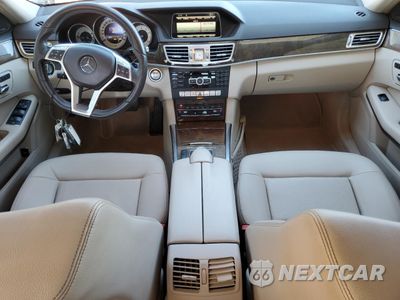 Zdjęcie 8 z 12 samochodu: 2014 MERCEDES-BENZ E 350 VIN:WDDHF5KB3EA811666 - miniatura