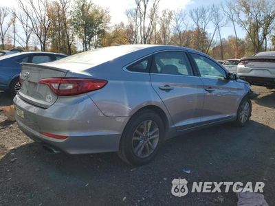Trzecie zdjęcie samochodu z tyłu: 2017 HYUNDAI SONATA SE VIN:5NPE24AF4HH466166 - miniatura
