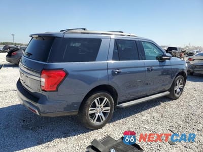 Trzecie zdjęcie samochodu z tyłu: 2022 FORD EXPEDITION XLT VIN:1FMJU1HT4NEA56381 - miniatura