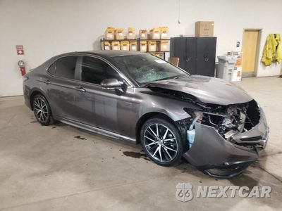 Czwarte zdjęcie samochodu z boku: 2023 TOYOTA CAMRY SE NIGHT SHADE VIN:4T1G11AK0PU819140 - miniatura