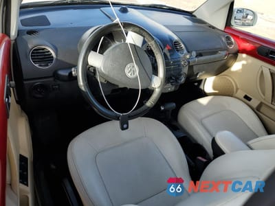 Zdjęcie 8 z 12 samochodu: 2007 VOLKSWAGEN NEW BEETLE TRIPLE WHITE VIN:3VWFF31Y27M420880 - miniatura