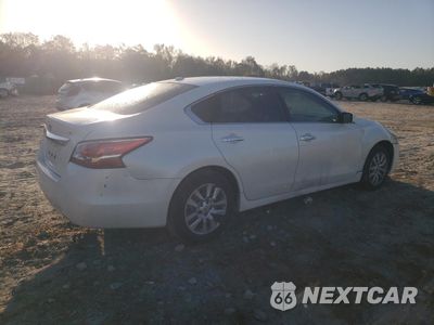 Trzecie zdjęcie samochodu z tyłu: 2015 NISSAN ALTIMA 2.5 VIN:1N4AL3AP6FN316318 - miniatura