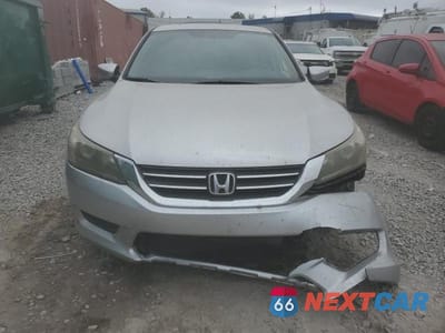 Piąte zdjęcie samochodu w środku: 2013 HONDA ACCORD VIN:1HGCR2F30DA190691 - miniatura