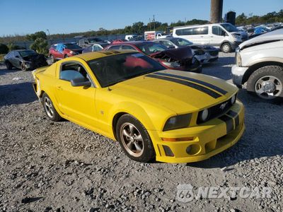 Czwarte zdjęcie samochodu z boku: 2005 FORD MUSTANG GT VIN:1ZVFT82H755161794 - miniatura