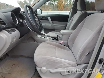 Zdjęcie 7 z 14 samochodu: 2008 TOYOTA HIGHLANDER BASE VIN:JTEES41A482064827 - miniatura