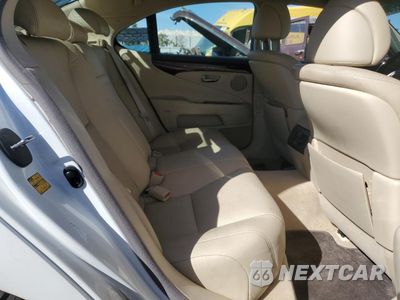 Zdjęcie 10 z 12 samochodu: 2011 LEXUS LS 460 VIN:JTHBL5EF3B5103900 - miniatura