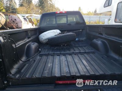 Zdjęcie 10 z 14 samochodu: 2015 GMC SIERRA K3500 DENALI VIN:1GT424E86FF547863 - miniatura