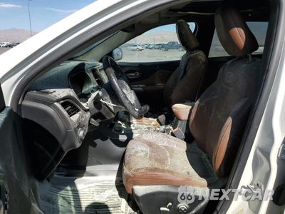 Zdjęcie 7 z 13 samochodu: 2019 JEEP CHEROKEE OVERLAND VIN:1C4PJMJX0KD415796 - miniatura