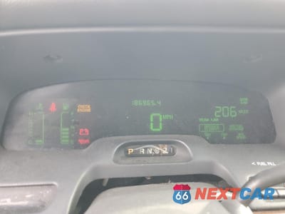 Zdjęcie 9 z 15 samochodu: 2003 FORD CROWN VICTORIA LX VIN:2FAFP74W33X220077 - miniatura