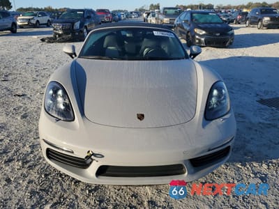 Piąte zdjęcie samochodu w środku: 2024 PORSCHE BOXSTER BASE VIN:WP0CA2A86RK205446 - miniatura