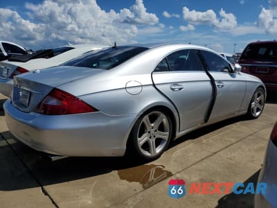 Trzecie zdjęcie samochodu z tyłu: 2006 MERCEDES-BENZ CLS 500C VIN:WDDDJ75X56A073385 - miniatura